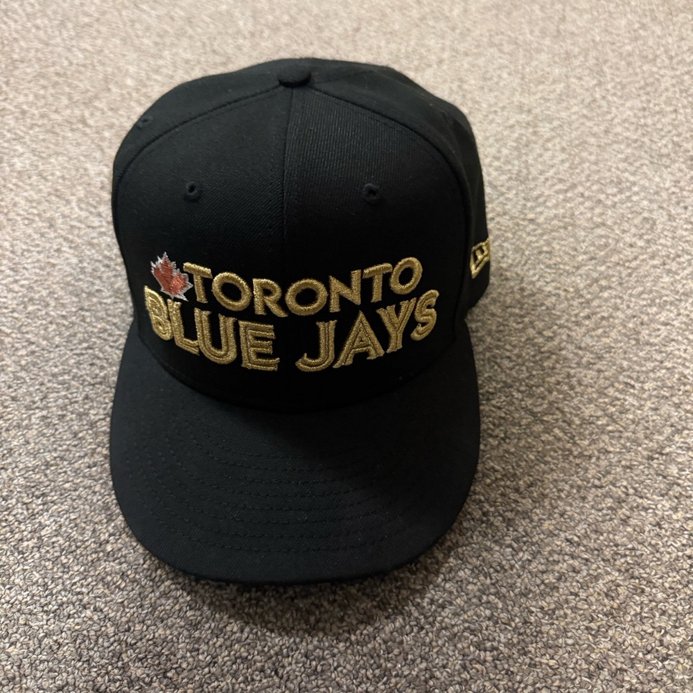Toronto Blue Jays Black Cap